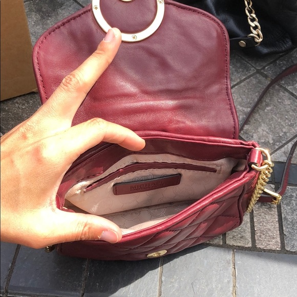 Burgundy Michael Kors cross body - Picture 3 of 6